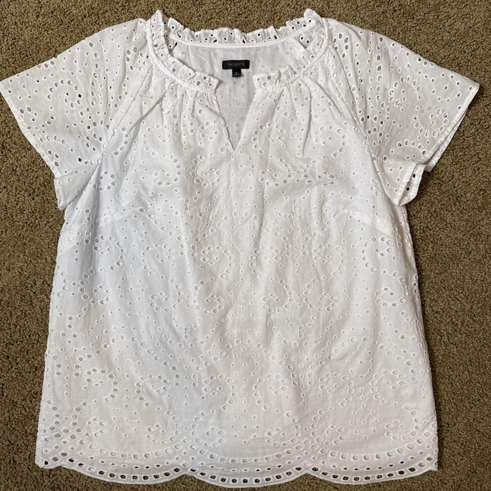 Talbots Women's Small Cotton Eyelet Blouse V-Neck Lined Scallop Hem Cottagecore
